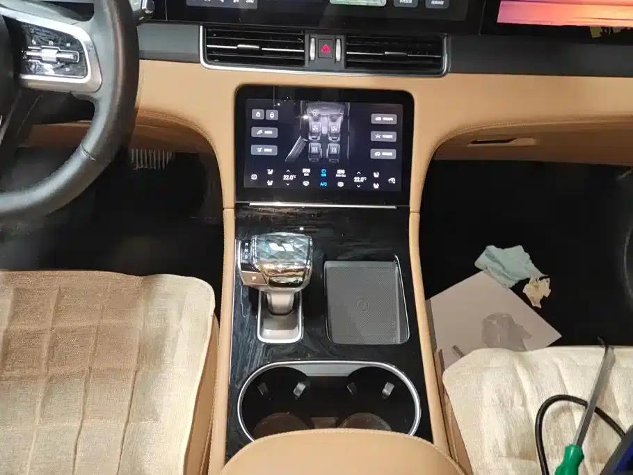 Li Auto ONE 2021 Extended Range 6-Seater — миниатюра 16