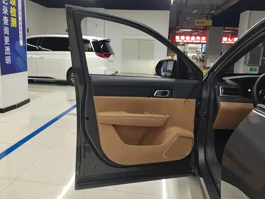 Li Auto ONE 2021 Extended Range 6-Seater — миниатюра 7