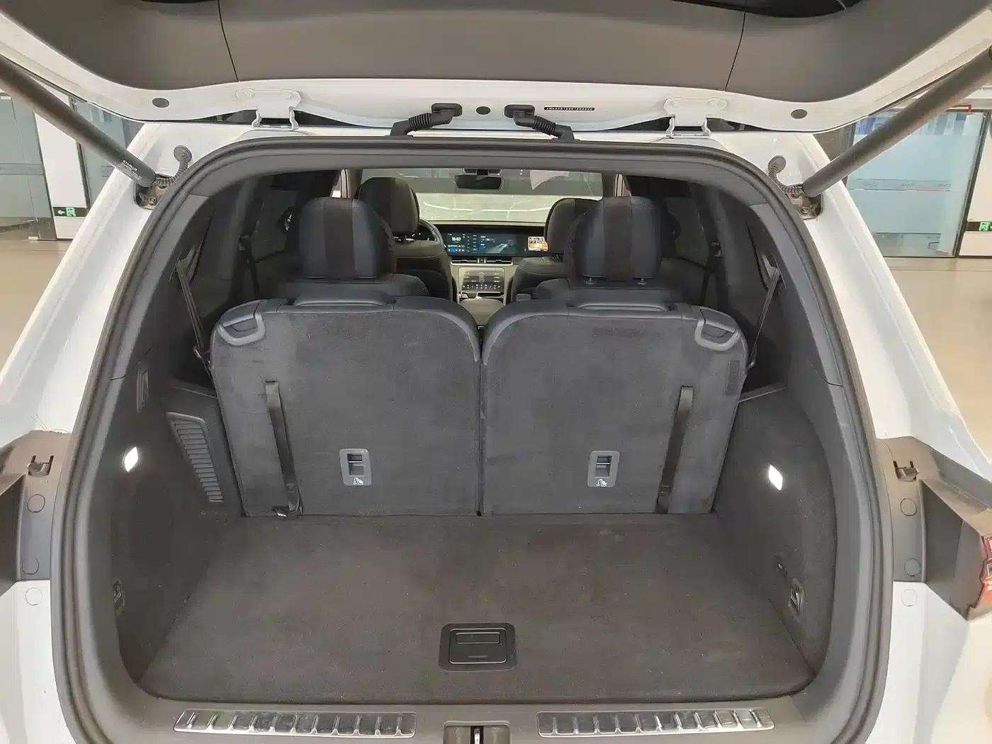Li Auto ONE 2020 Extended Range 6-Seater — миниатюра 14