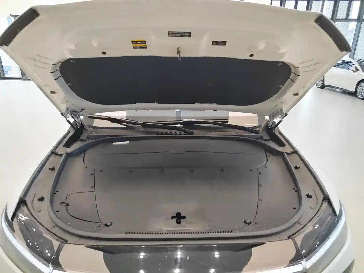 Li Auto ONE 2020 Extended Range 6-Seater — миниатюра 15