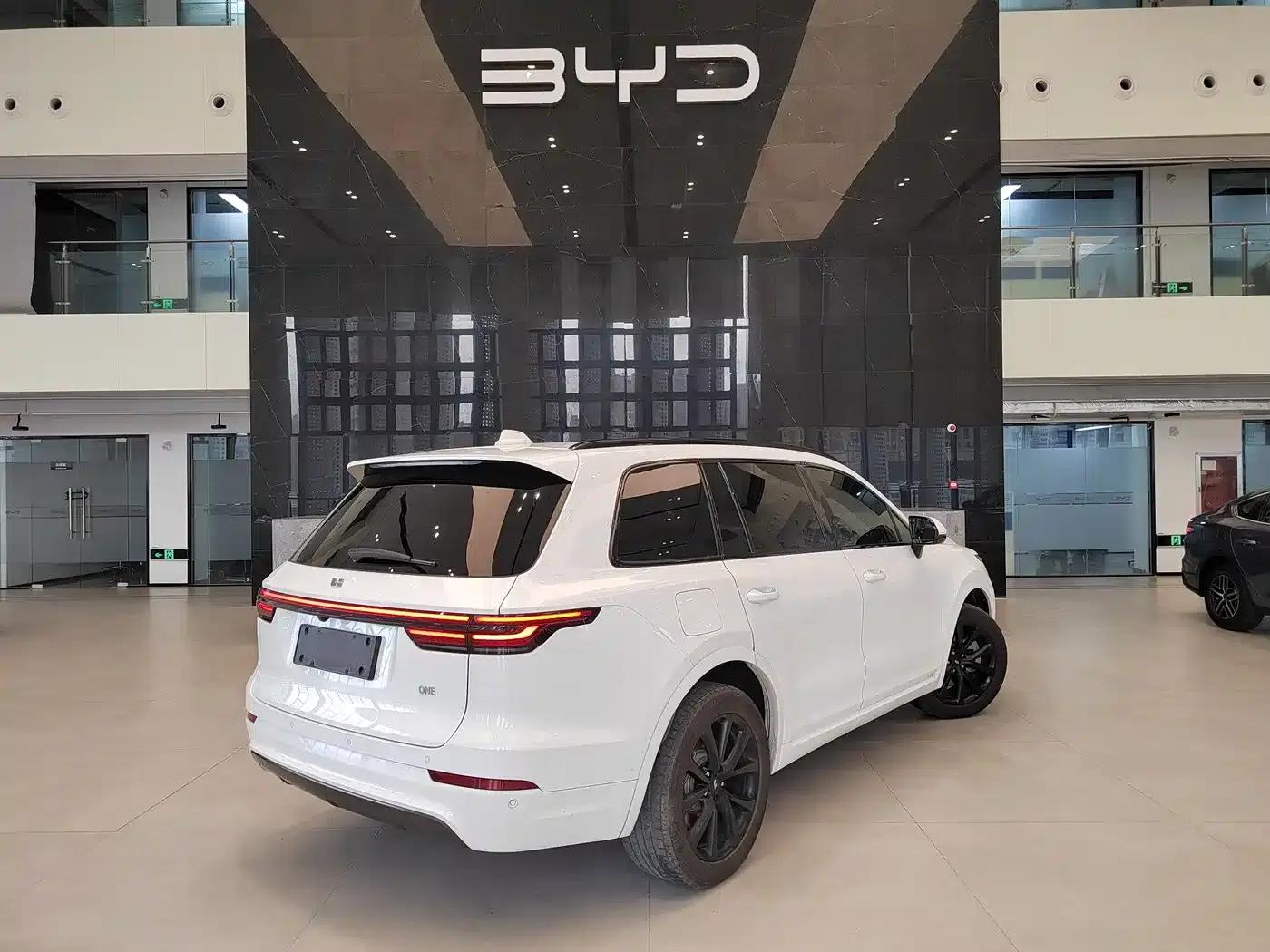 Li Auto ONE 2020 Extended Range 6-Seater — миниатюра 18