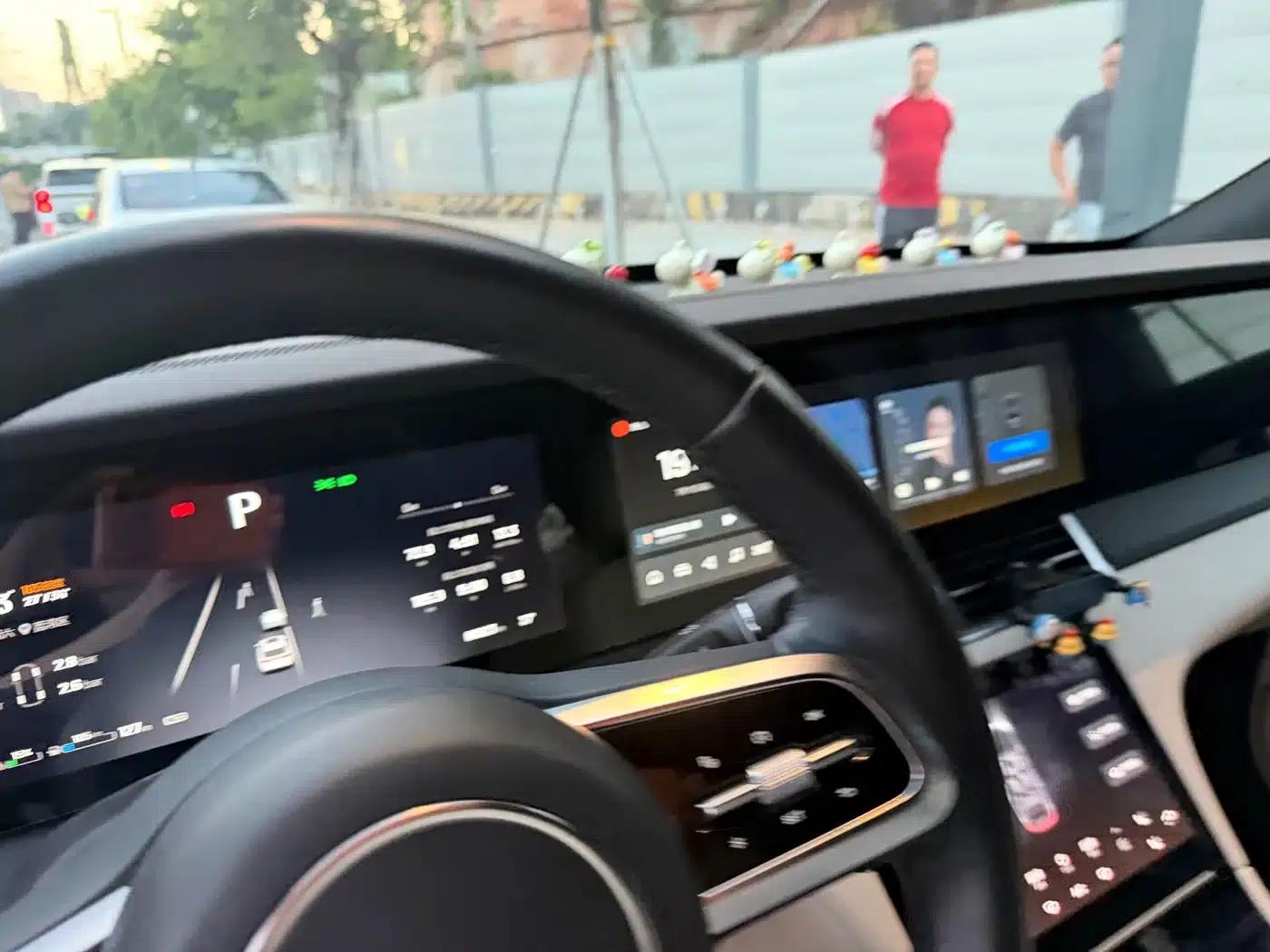 Li Auto ONE 2021 Extended Range 6-Seater — миниатюра 12