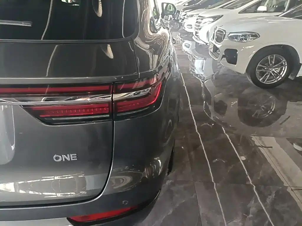 Li Auto ONE 2021 Extended Range 6-Seater — миниатюра 8