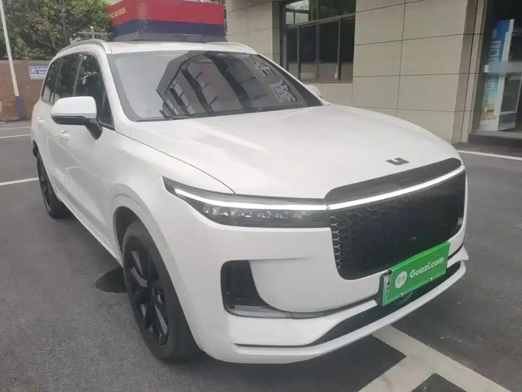 Li Auto ONE 2021 Extended Range 6-Seater — миниатюра 4