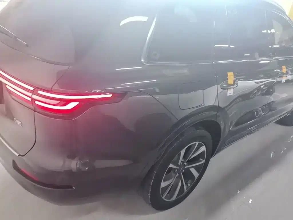 Li Auto ONE 2021 Extended Range 6-Seater — миниатюра 7