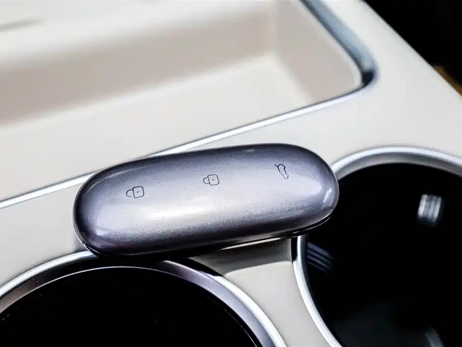 Li Auto L9 2024 Ultra — миниатюра 23
