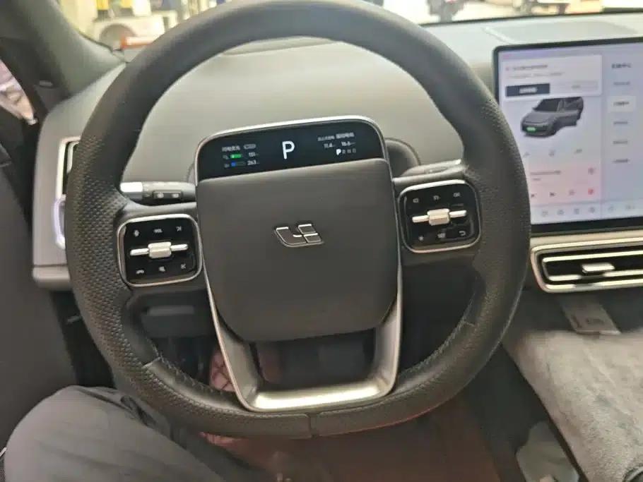 Li Auto L9 2022 Max — миниатюра 15