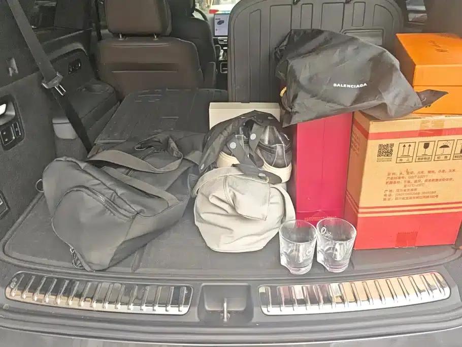 Li Auto L9 2022 Max — миниатюра 4