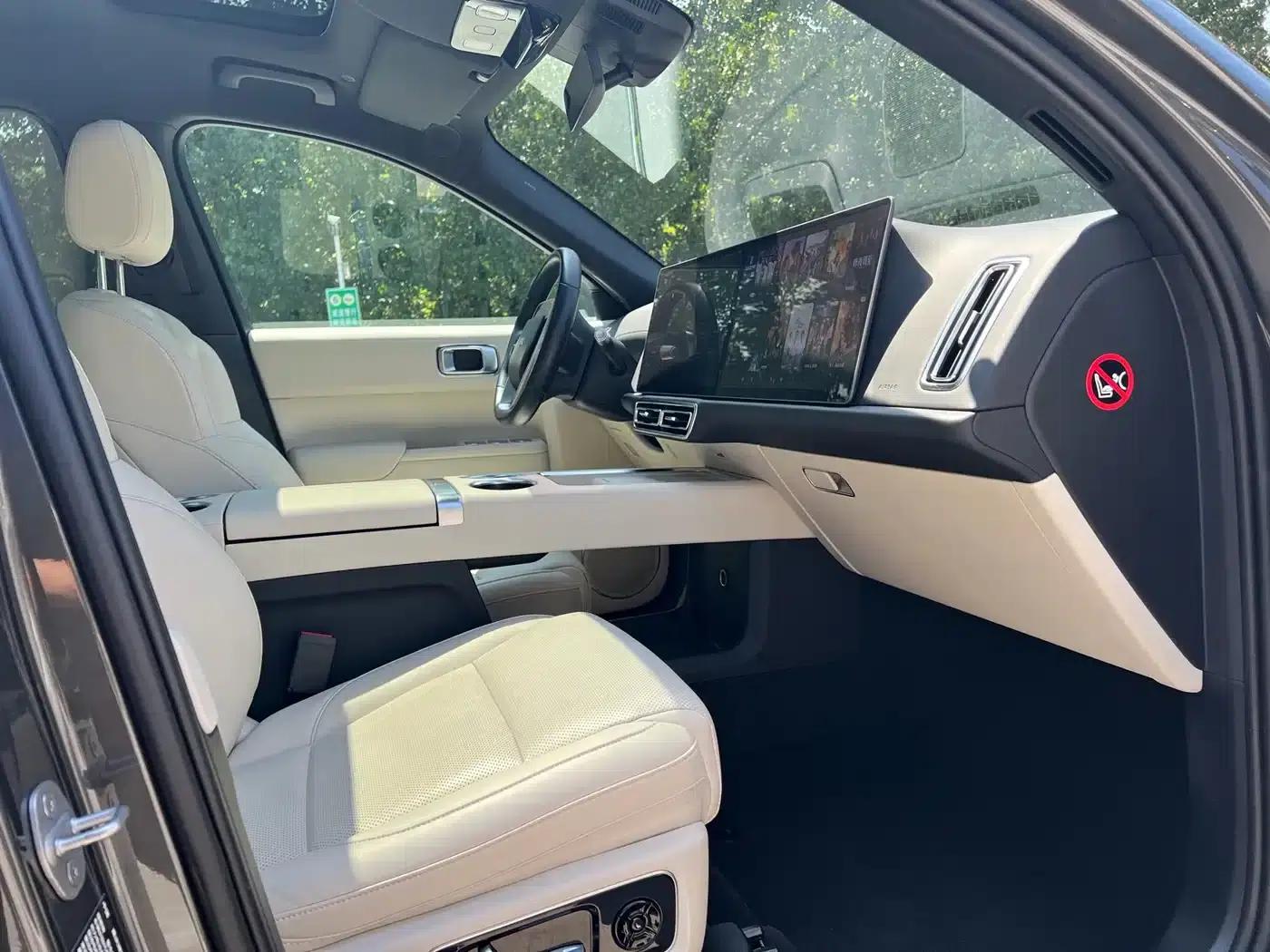 Li Auto L9 2022 Max — миниатюра 6