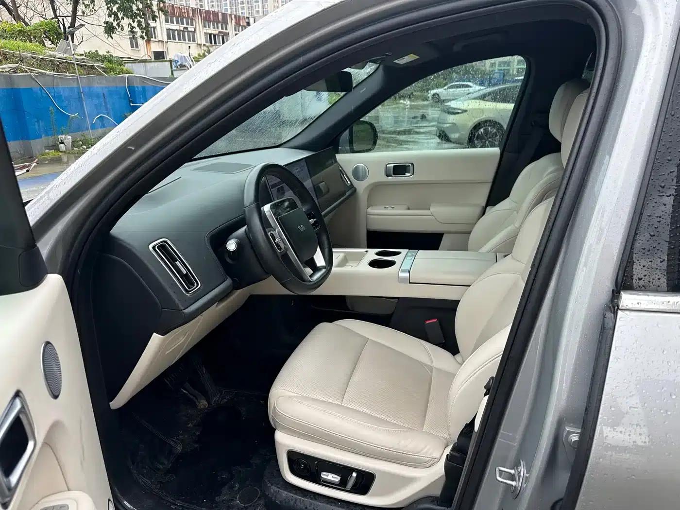 Li Auto L9 2022 Max — миниатюра 4