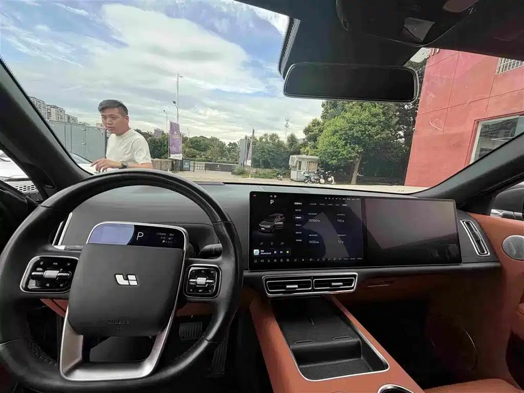 Li Auto L9 2023 Pro — миниатюра 8
