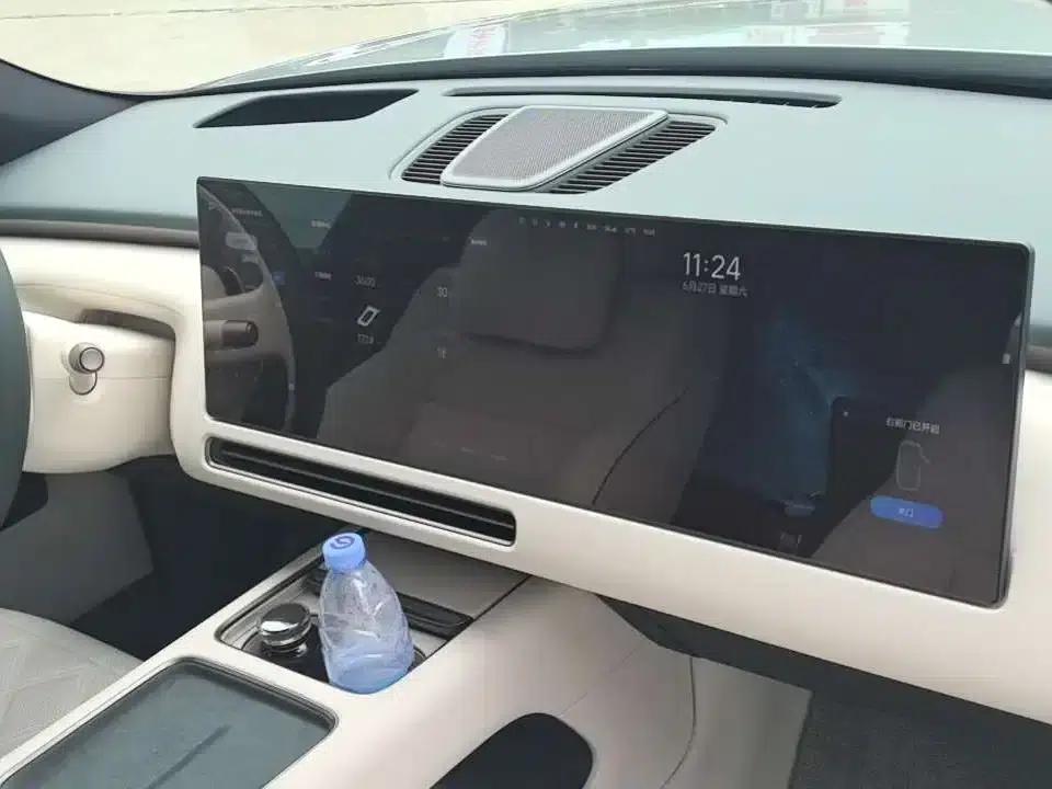 Li Auto L9 2026 Ultra — миниатюра 5