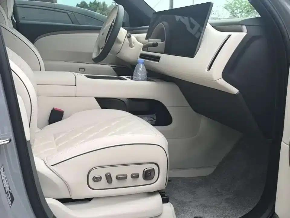 Li Auto L9 2026 Ultra — миниатюра 6