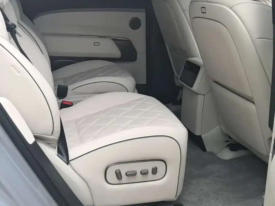 Li Auto L9 2026 Ultra — миниатюра 7
