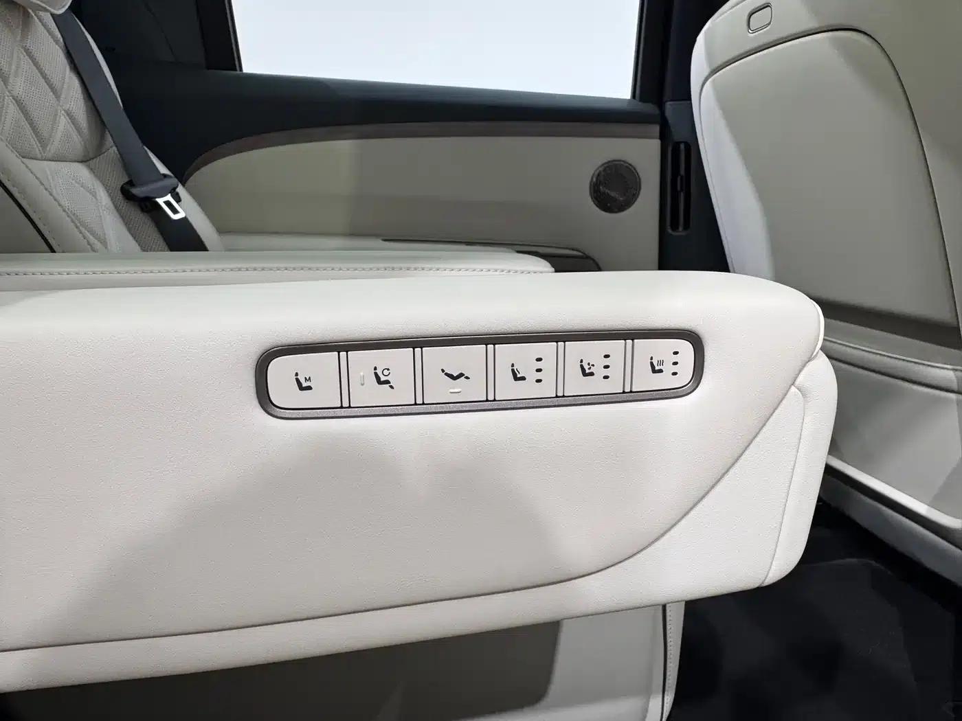Li Auto L9 2026 Livis — миниатюра 24