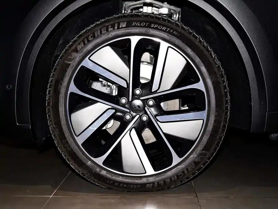 Li Auto L9 2024 Ultra — миниатюра 11