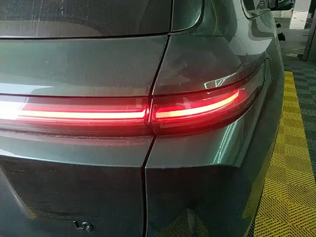 Li Auto L9 2022 Max — миниатюра 8