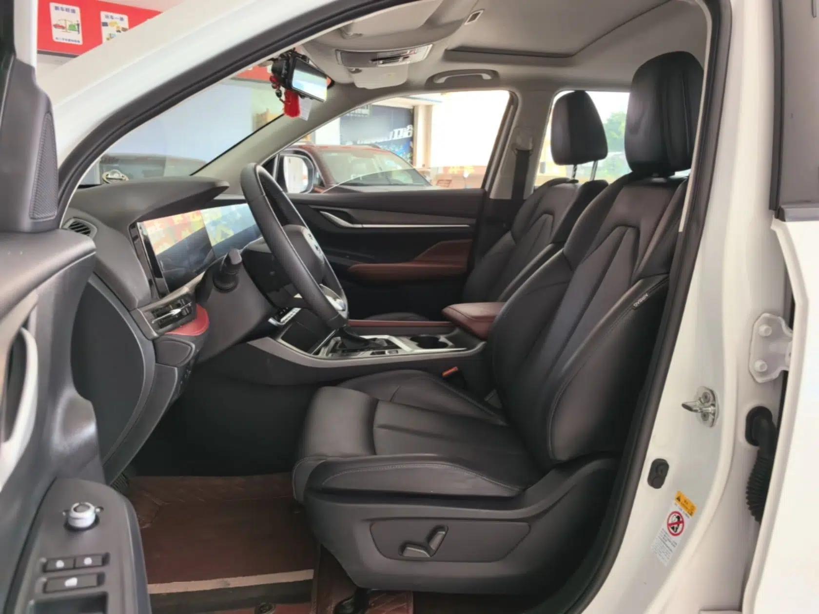 CHANGAN CS55PLUS 2022 Blue Whale Edition 1.5T DCT Luxury Model — миниатюра 17