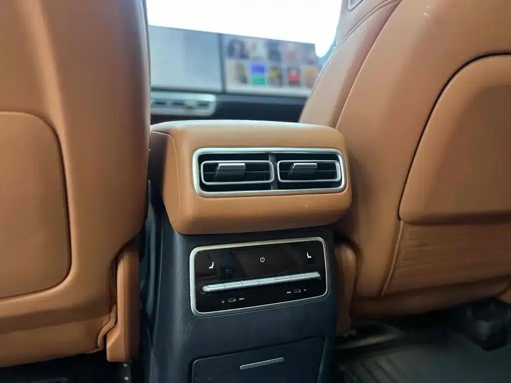 Li Auto L7 2023 Pro — миниатюра 28