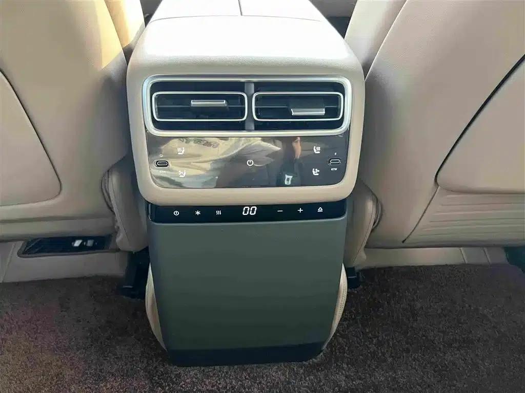 Li Auto L7 2025 Max Intelligent Renewal Edition — миниатюра 12