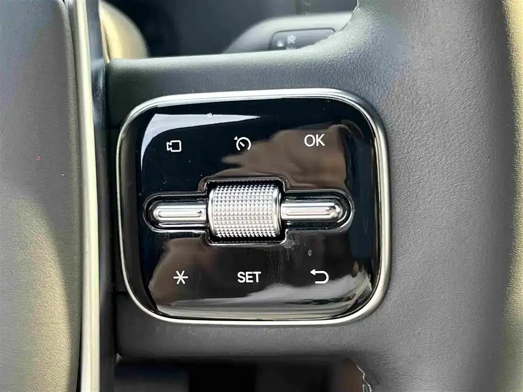 Li Auto L7 2025 Max Intelligent Renewal Edition — миниатюра 19