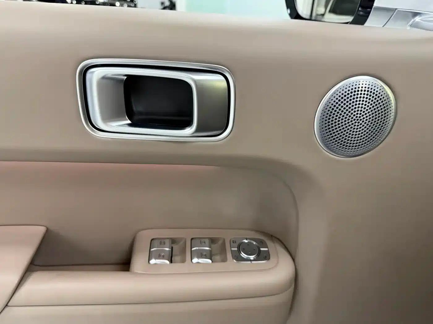 Li Auto L7 2025 Max Intelligent Renewal Edition — миниатюра 9