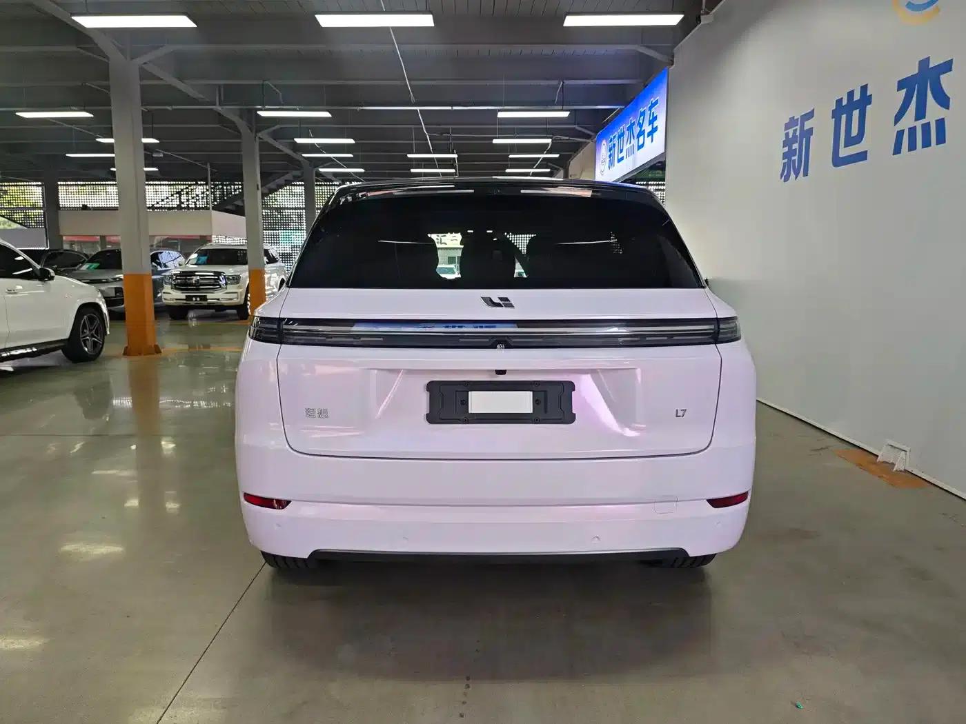 Li Auto L7 2025 Max Intelligent Renewal Edition — миниатюра 8