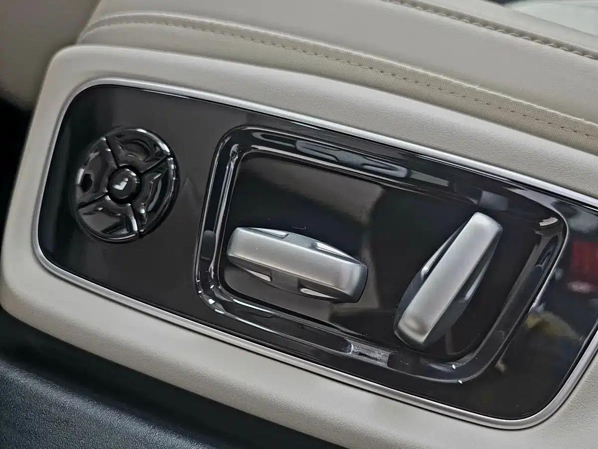 Li Auto L7 2023 Max — миниатюра 15