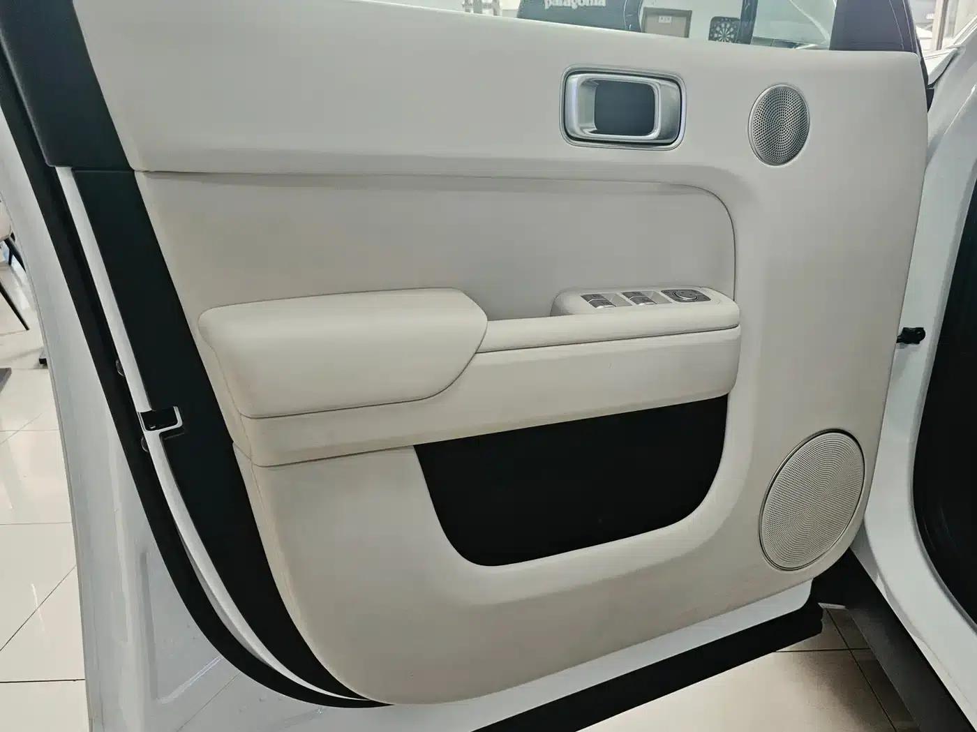 Li Auto L7 2023 Max — миниатюра 17