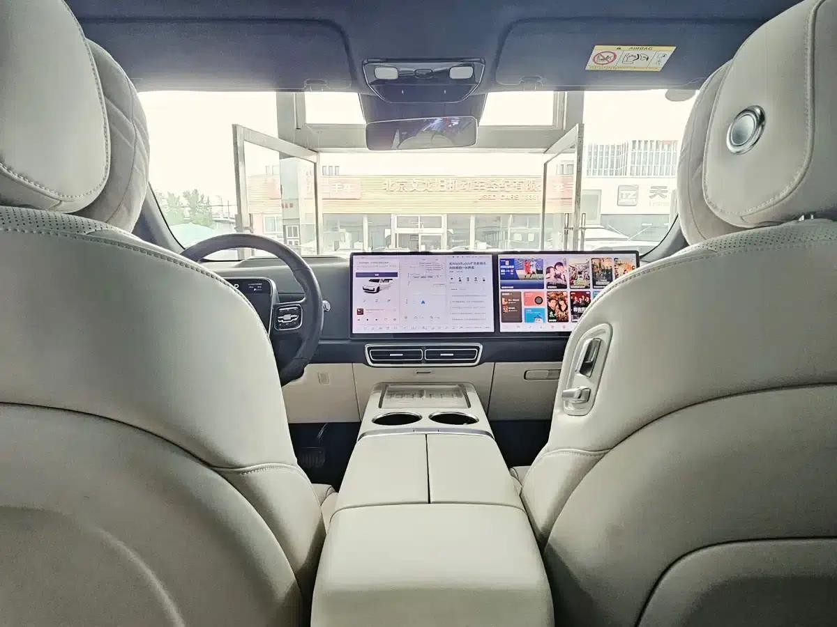 Li Auto L7 2023 Max — миниатюра 4