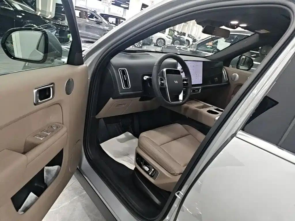 Li Auto L7 2025 Max Intelligent Renewal Edition — миниатюра 15