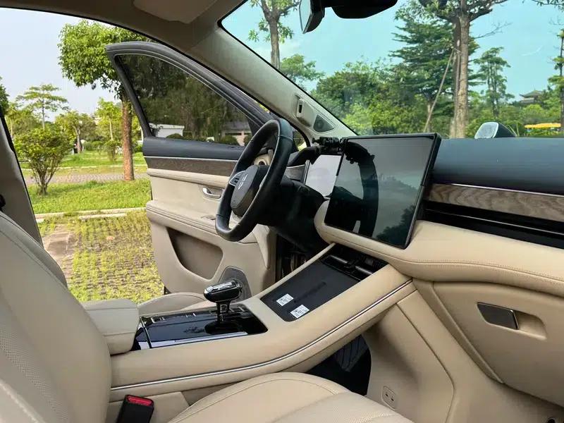 Wenjie M7 2022 AWD Luxury Edition — миниатюра 31