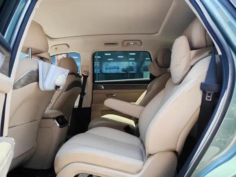 Wenjie M7 2022 Two-Wheel Drive Comfort Edition — миниатюра 13