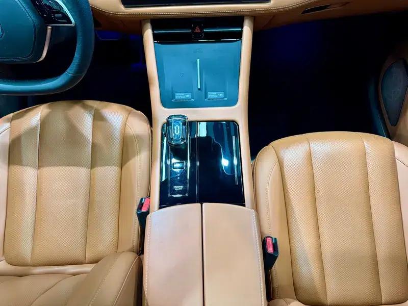 Wenjie M7 2024 Ultra Six-Seat AWD Intelligent Driving Edition — миниатюра 19