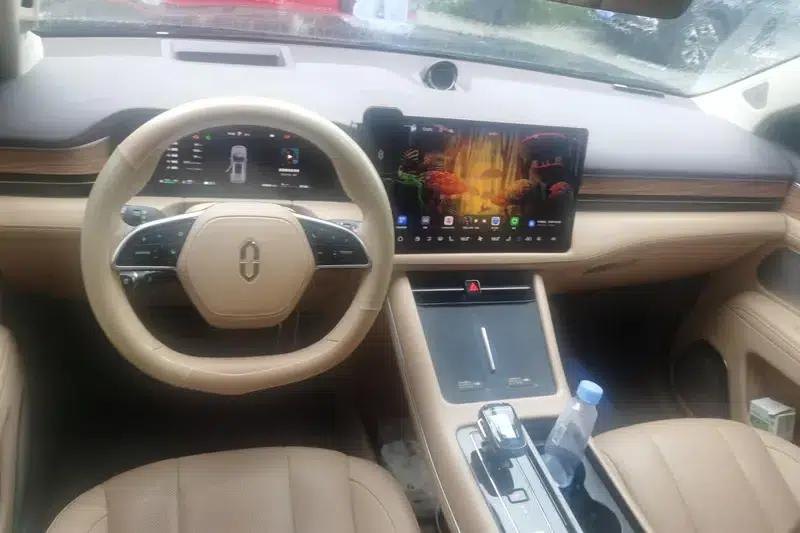 Wenjie M7 2024 Pro 5-seater 4WD Intelligent Driving Edition — миниатюра 13
