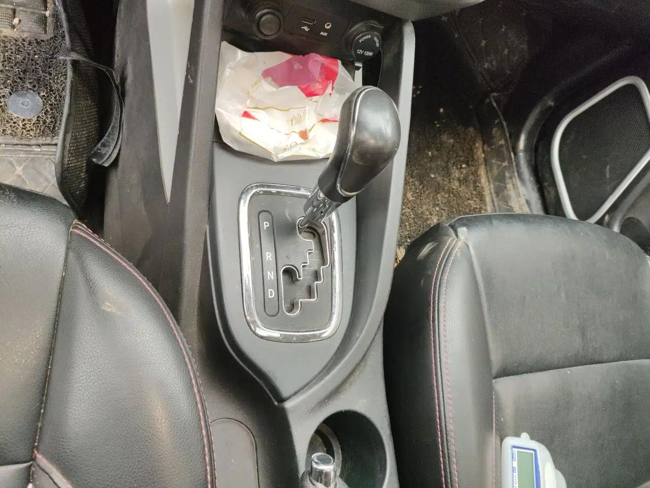 CHANGAN CS35 2015 1.6L Automatic Luxury Model China IV Standard — миниатюра 14