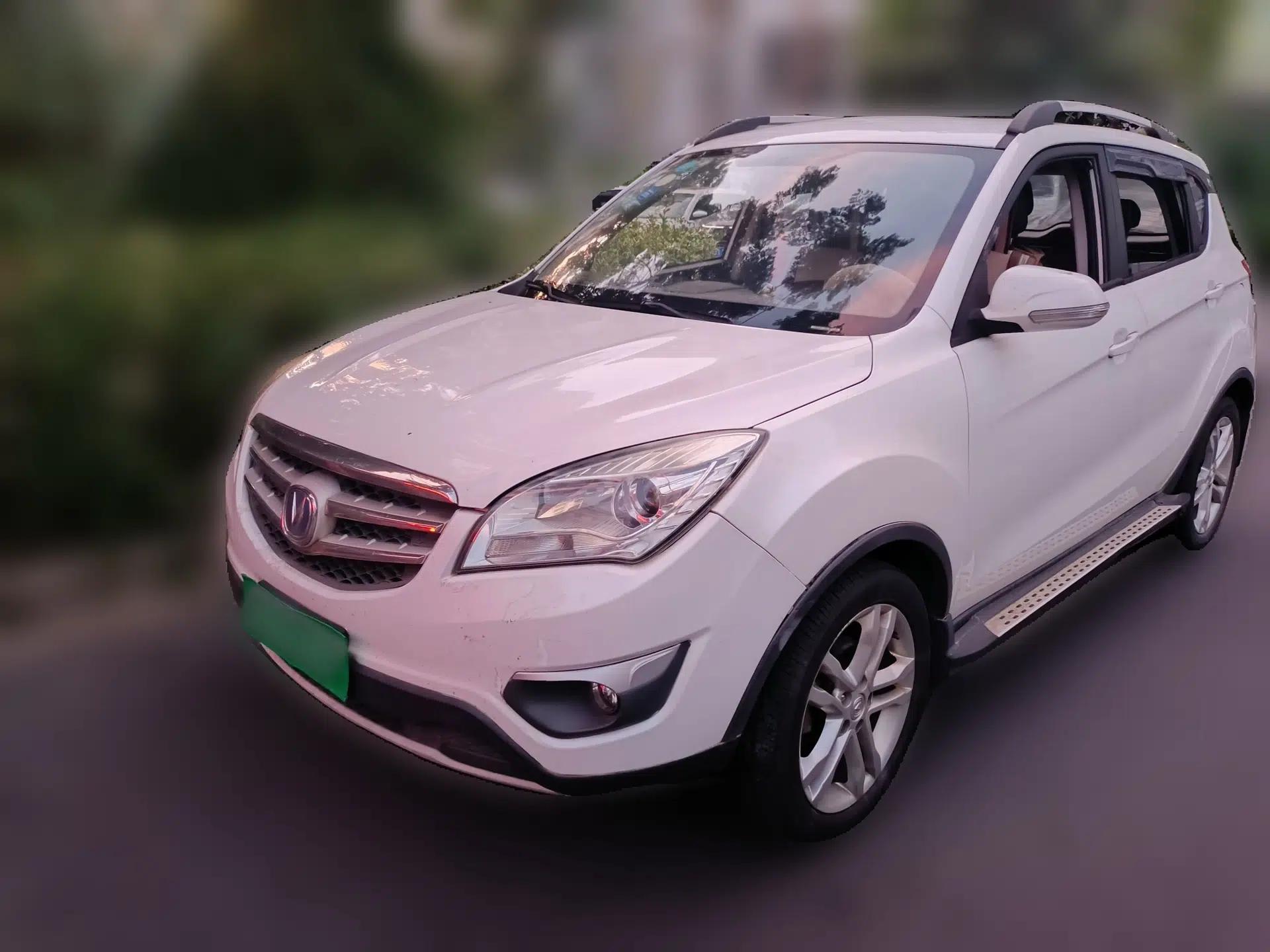 CHANGAN CS35 2015 1.6L Manual Luxury Model China IV Standard — миниатюра 1