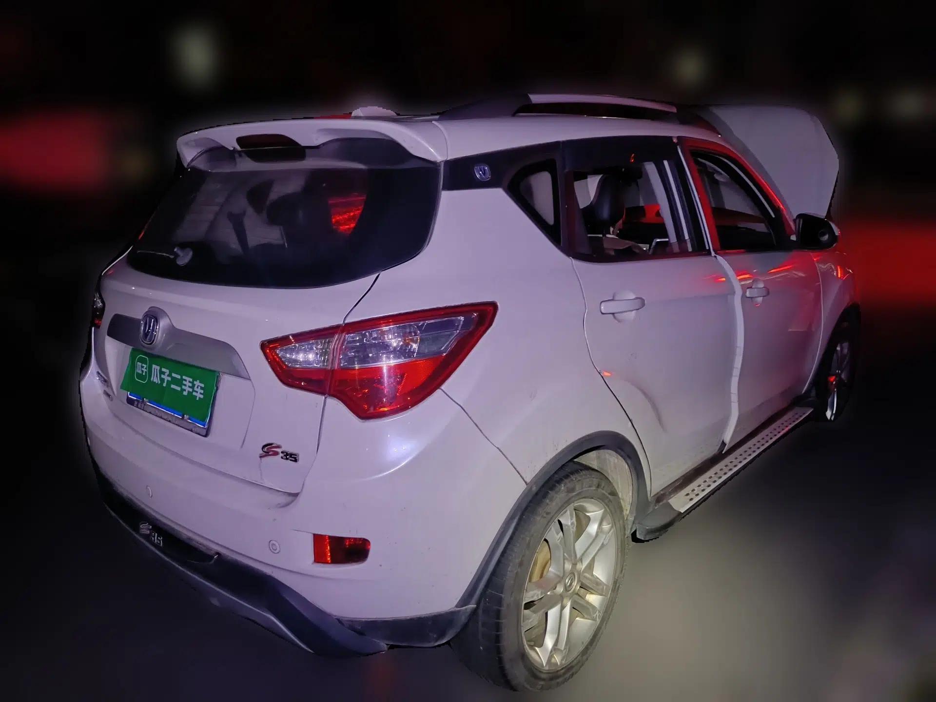CHANGAN CS35 2015 1.6L Manual Luxury Model China IV Standard — миниатюра 6