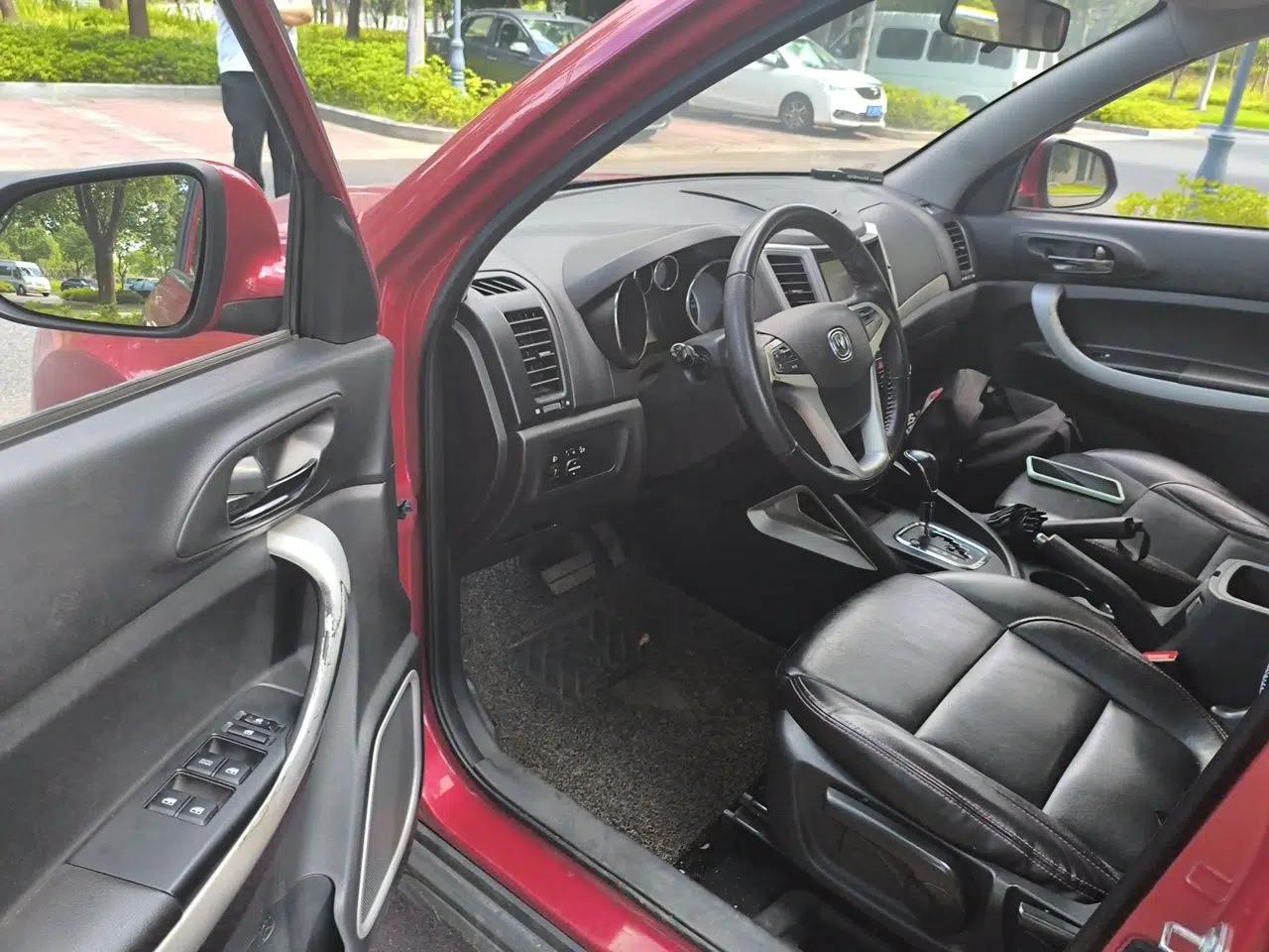 CHANGAN CS35 2015 1.6L Automatic Luxury Model China IV Standard — миниатюра 16