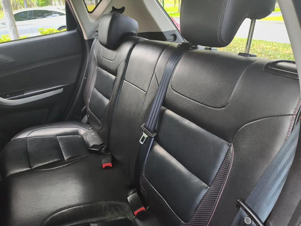 CHANGAN CS35 2015 1.6L Automatic Luxury Model China IV Standard — миниатюра 17