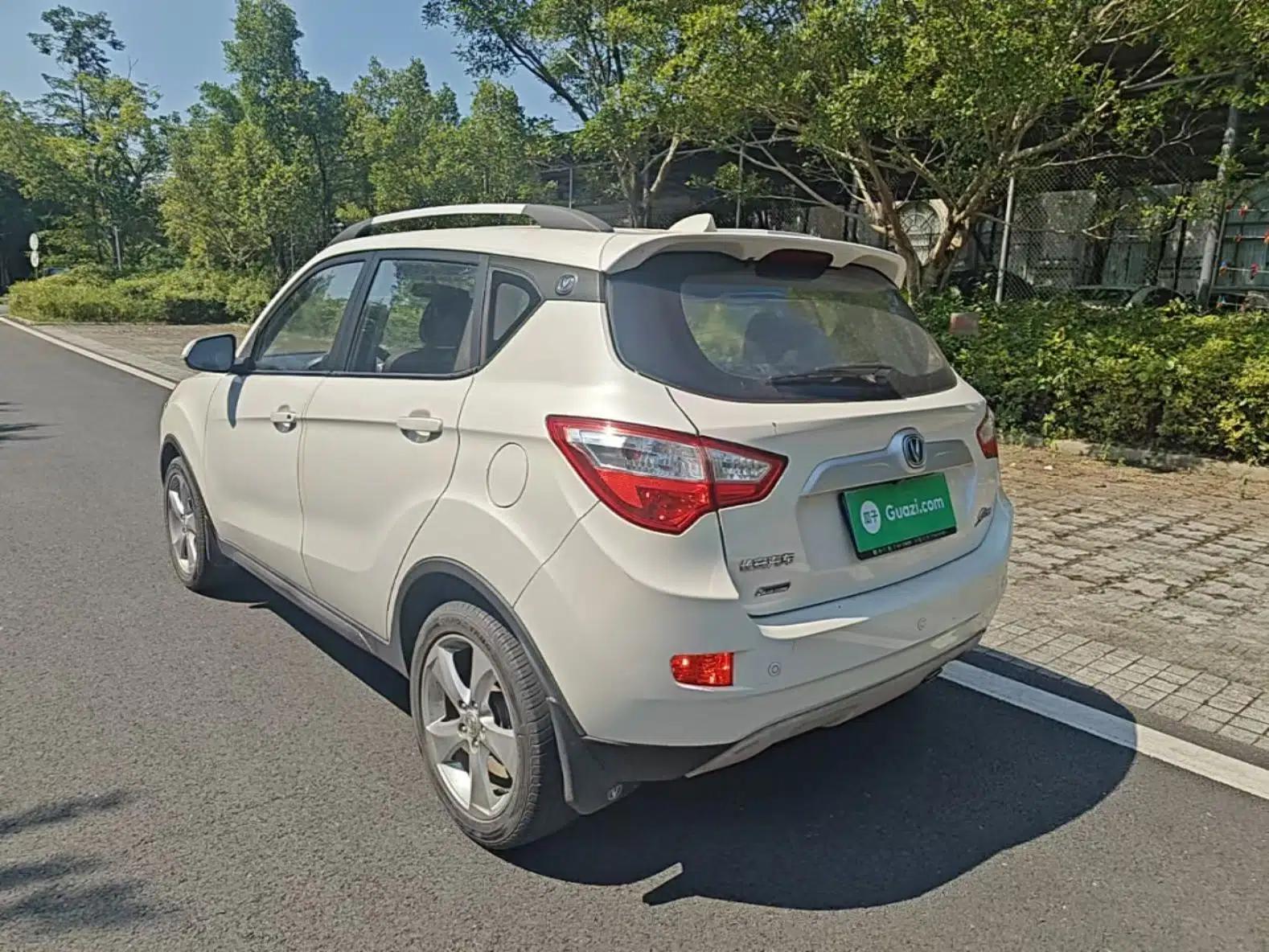 CHANGAN CS35 2015 1.6L Manual Luxury Model China IV Standard — миниатюра 4