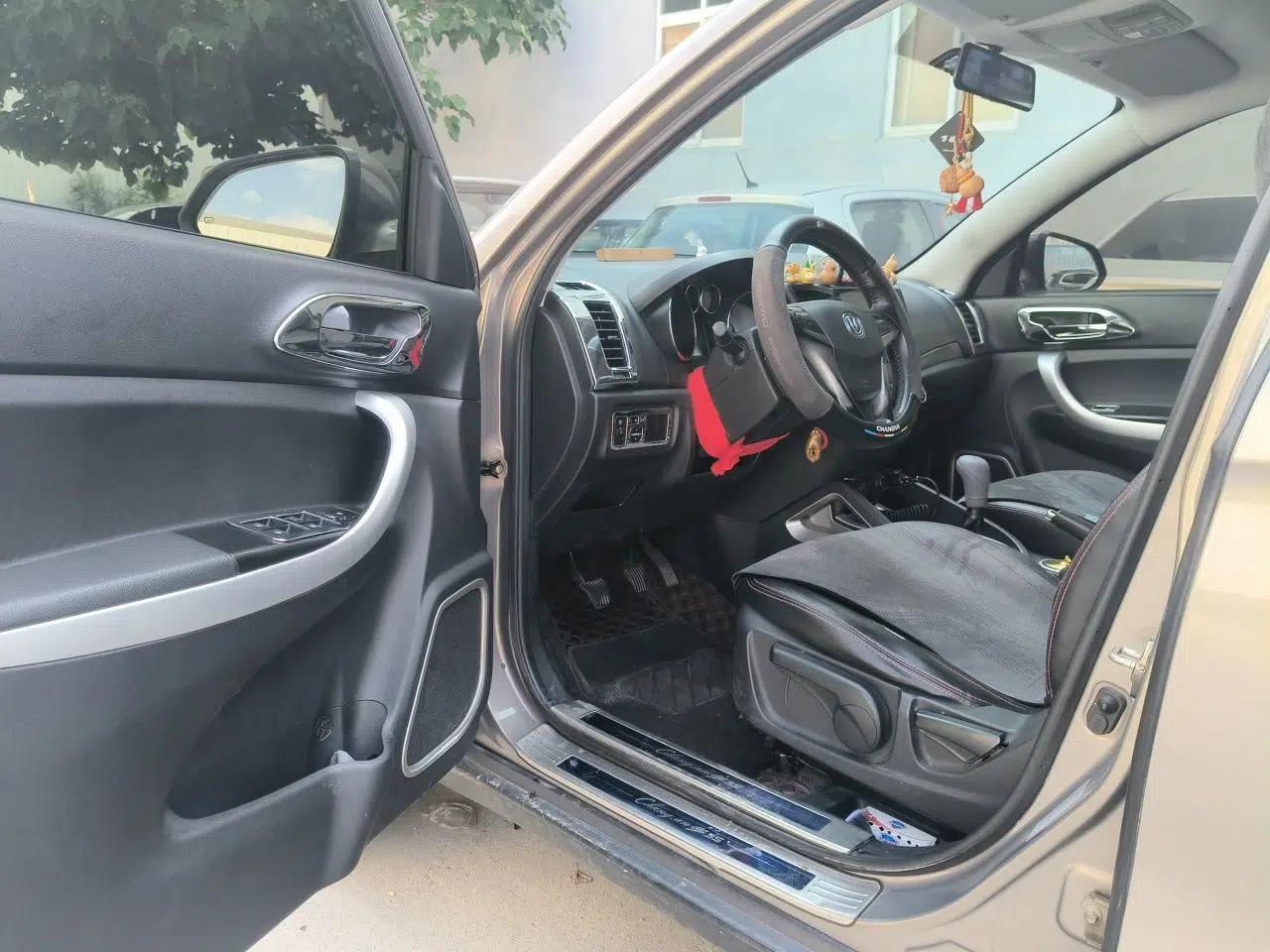 CHANGAN CS35 2012 1.6L Manual Luxury Model China IV Standard — миниатюра 16