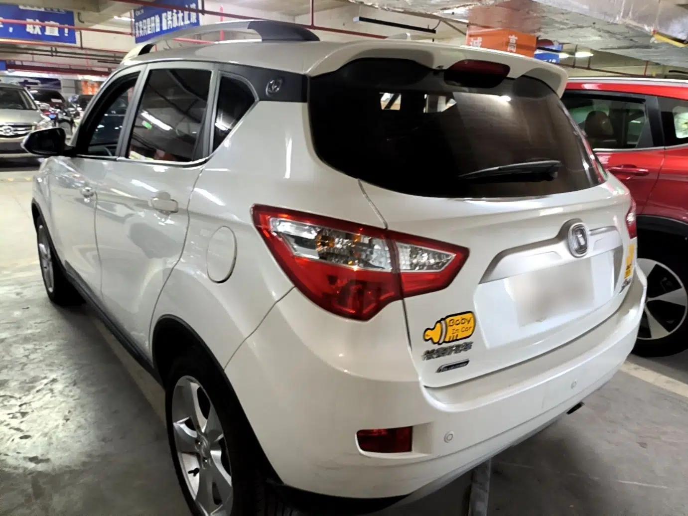 CHANGAN CS35 2015 1.6L Manual Luxury Model China IV Standard — миниатюра 4