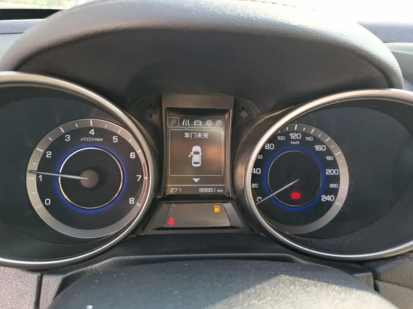 CHANGAN CS35 2017 1.6L Manual Luxury Model — миниатюра 14