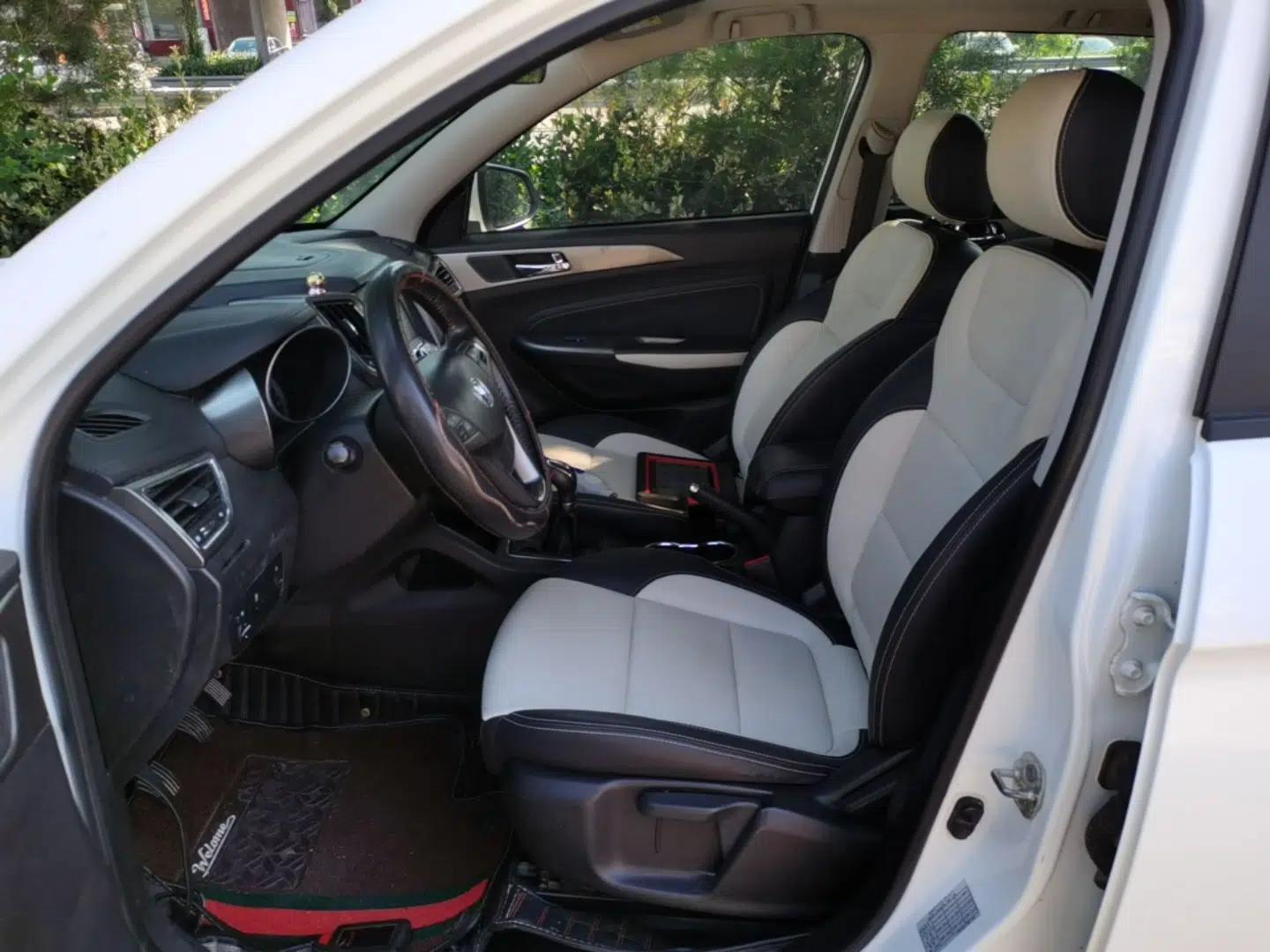 CHANGAN CS35 2017 1.6L Manual Luxury Model — миниатюра 17