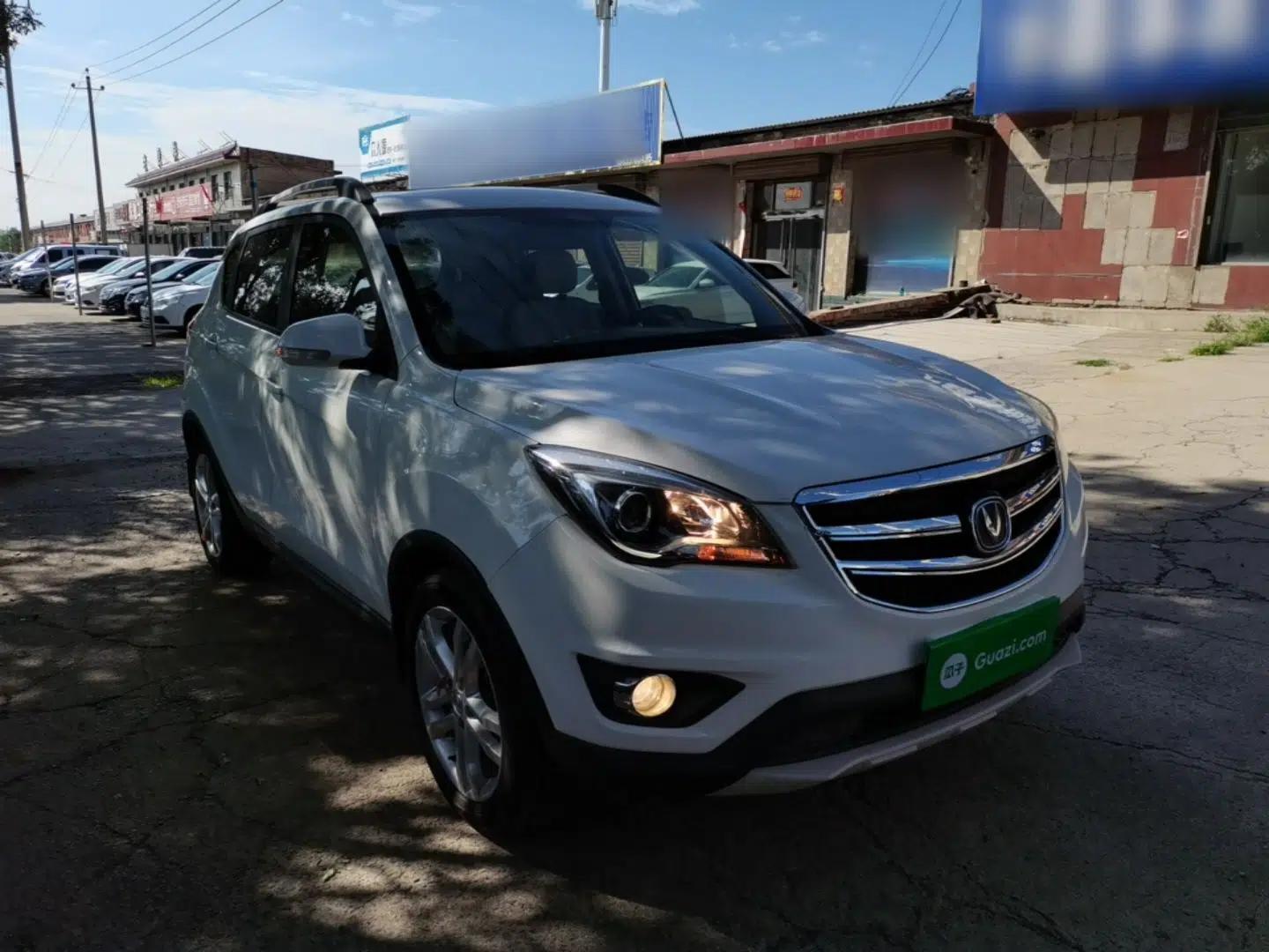CHANGAN CS35 2017 1.6L Manual Luxury Model — миниатюра 3