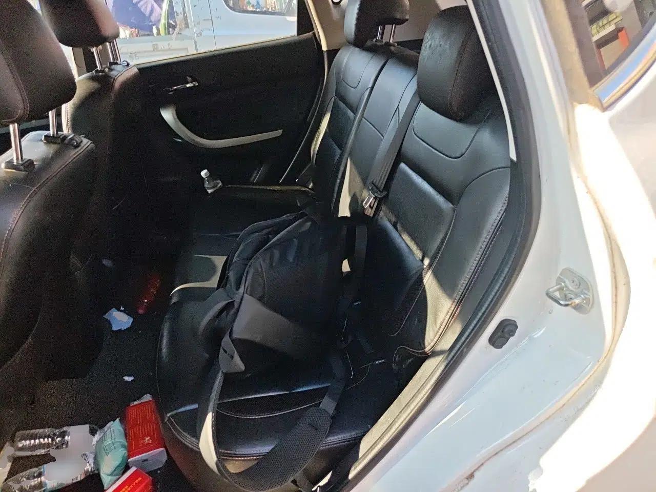 CHANGAN CS35 2015 1.6L Automatic Luxury Model China IV Standard — миниатюра 17