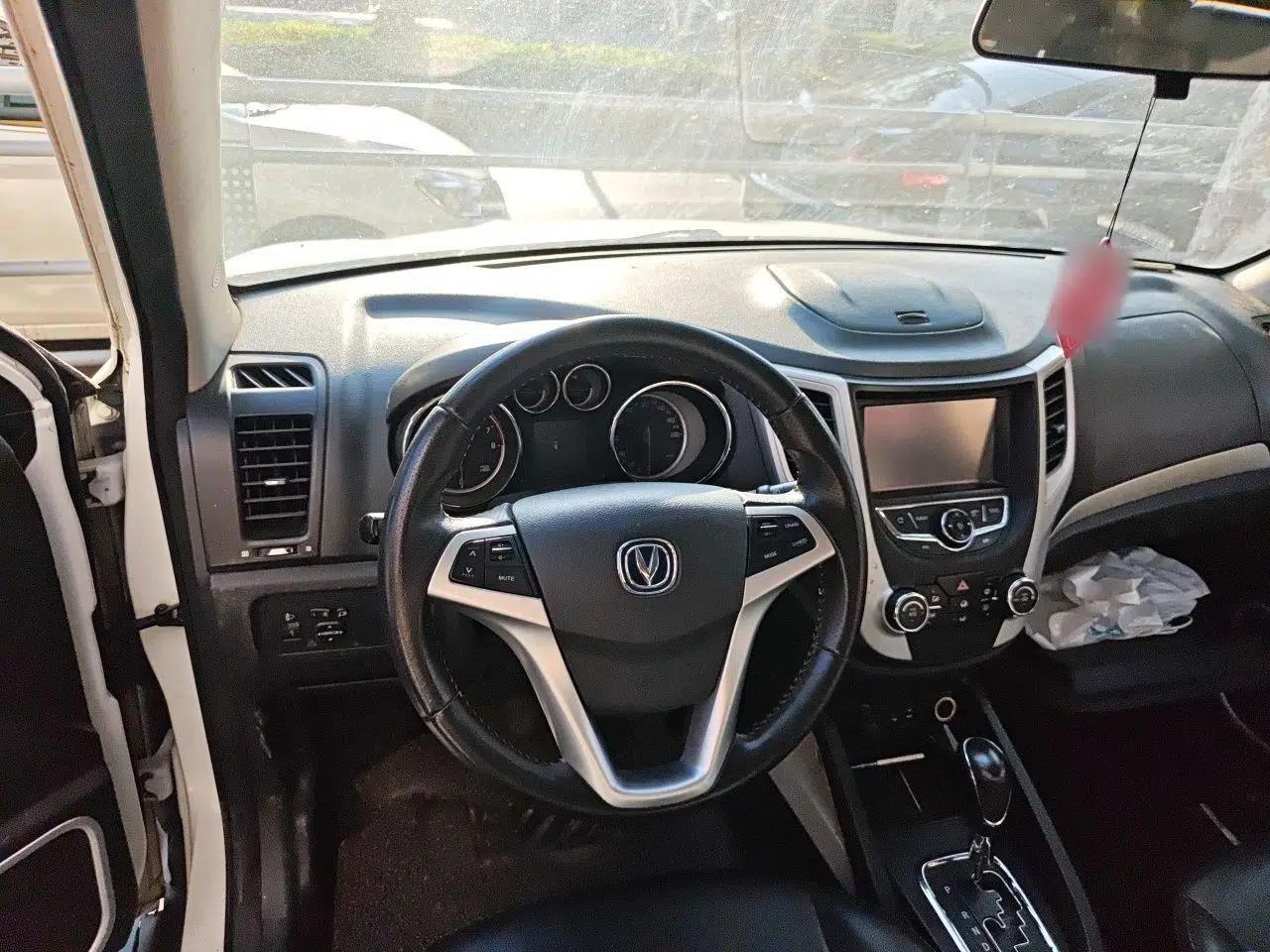 CHANGAN CS35 2015 1.6L Automatic Luxury Model China IV Standard — миниатюра 10