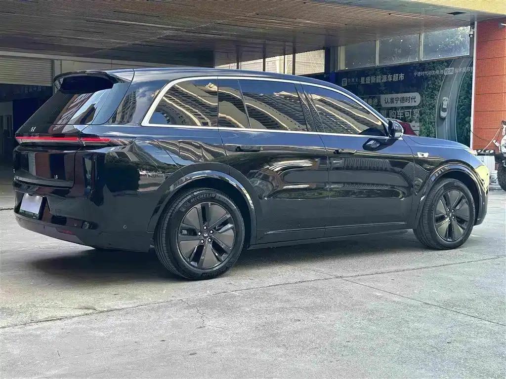 Li Auto L8 2024 Max — миниатюра 4