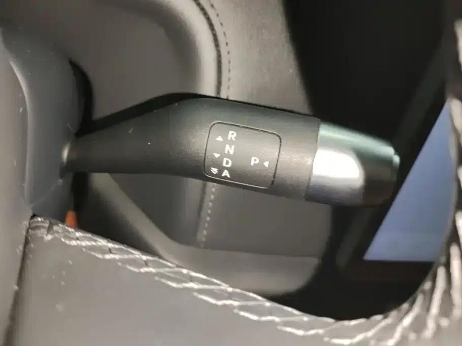 Li Auto L8 2023 Pro — миниатюра 16